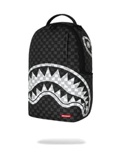BLACK AND WHITE DRIP CHECK SHARK BACKPACK 910B8553NSZ