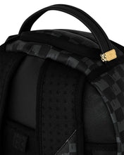 BLACK AND WHITE DRIP CHECK SHARK BACKPACK 910B8553NSZ