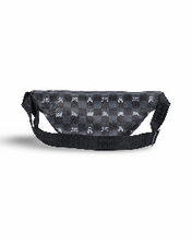 GRAY PEEKING CHARACTER CHECK SAVVY CROSSBODY
910B8912NSZ
