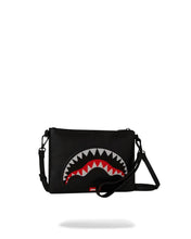 FLY KNIT MOUTH CROSSOVER CLUTCH 910B8028NSZ