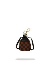 SAWTOOTH SHARKS IN PARIS
KEYCHAIN 910K8005NSZ