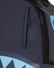 SHARK CENTRAL MIDNIGHT BLUE
DLXSV BACKPACK 910B7633NSZ